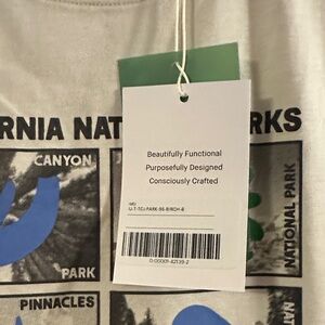 Everlane California National Parks Graphic Tee in Cream